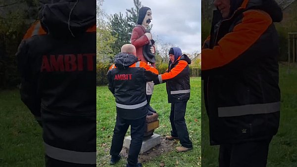 "Frusiu" w Parku im. Leszczyńskich Satyryków