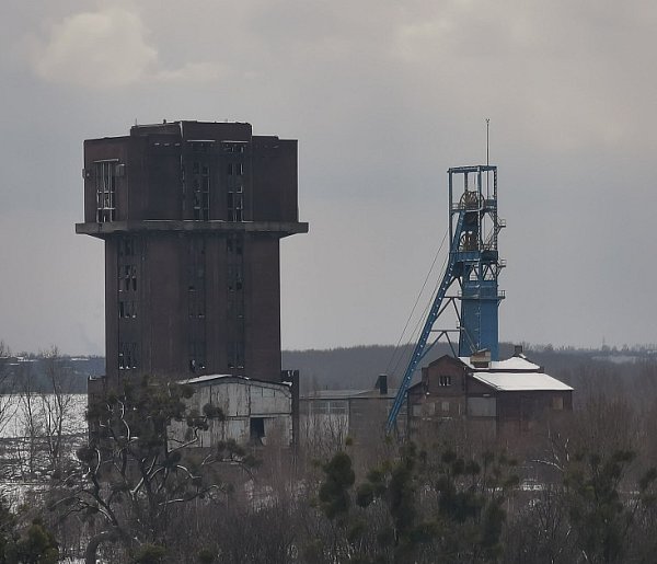 Pięcioletnie urlopy i nawet 170 tys. zł odprawy. Zmiany dla dużej grupy-78418