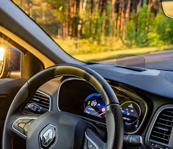 Masz to auto w garażu? Producent natychmiast wzywa na kontrolę!-78523