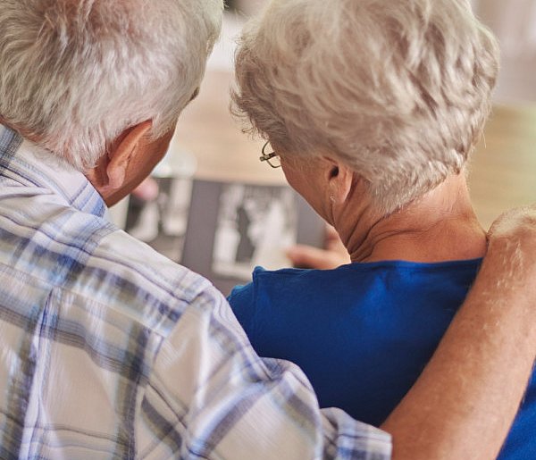 Seniorzy mają powód do radości. Projekt „Godna emerytura” trafił do Sejmu-79960