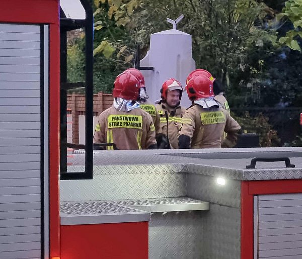 Pożar w przedszkolu, czyli czujne oko sąsiada (zdjęcia)-79973