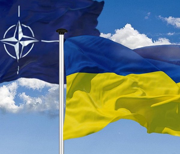 Premier Wielkiej Brytanii zwołuje pilne spotkanie liderów-81185