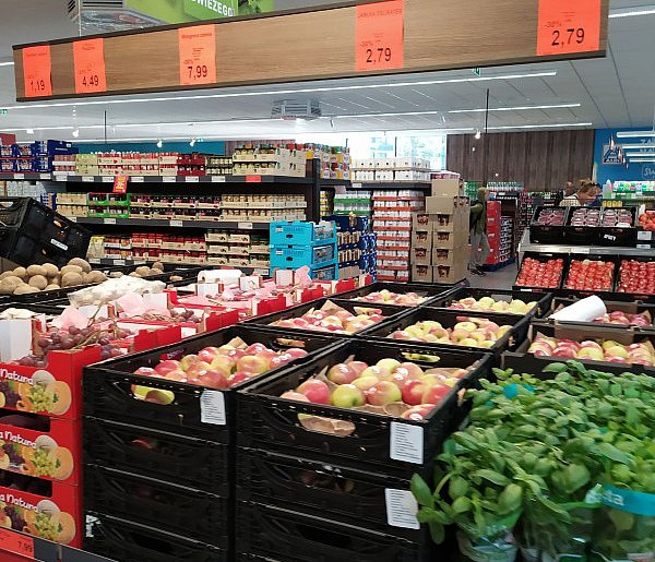 Do której zrobisz zakupy w Sylwestra? Znane sieci podały godziny-81927