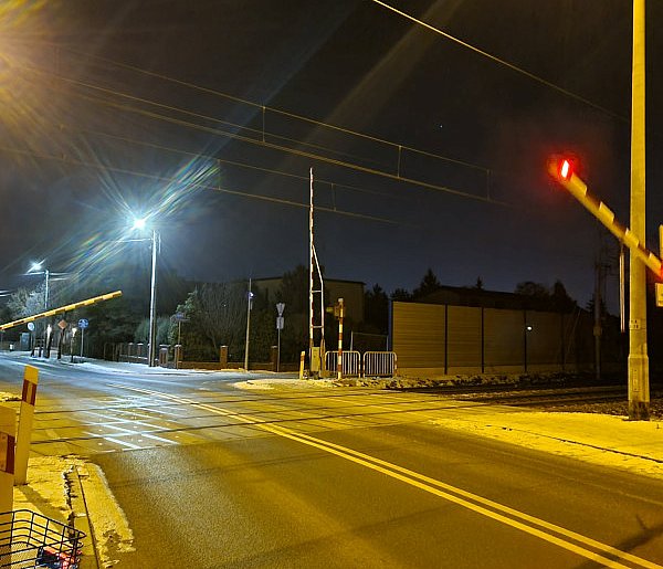 Potrącenie na torach. Nie żyje mężczyzna. Trwa identyfikacja (zdjęcia)-82270