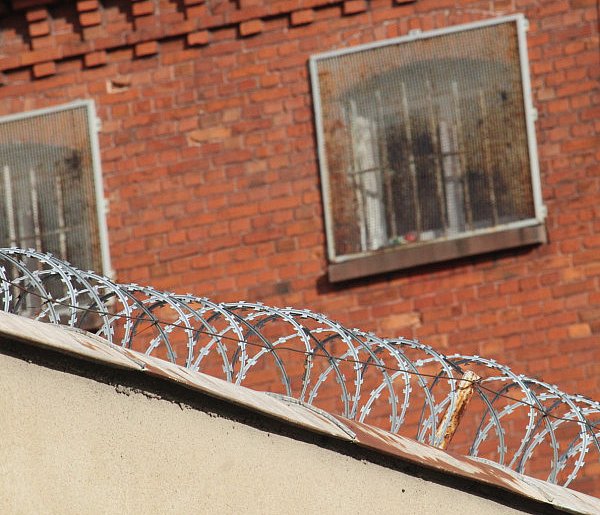 Szukały go sądy z 3 województw. Nareszcie trafił za kratki!-82519