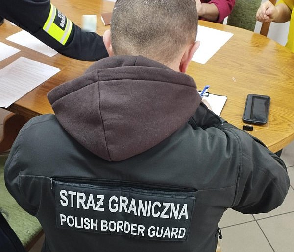 Żmudna praca kończąca się niezapowiedzianą wizytą policjantów