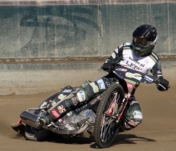 Pokaż się w Dodatku Żużlowym.  Każdy Kibic go przeczyta!