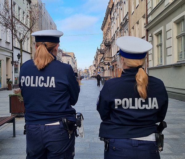 Jechał na jednym kole i trafił na kontrolę policjantów