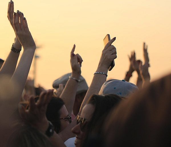 Gwiazda disco polo zagra nad zbiornikiem w Rydzynie