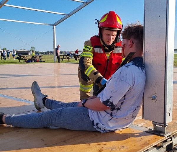 Lotnisko Leszno szukało pozorantów. Odzew był natychmiastowy