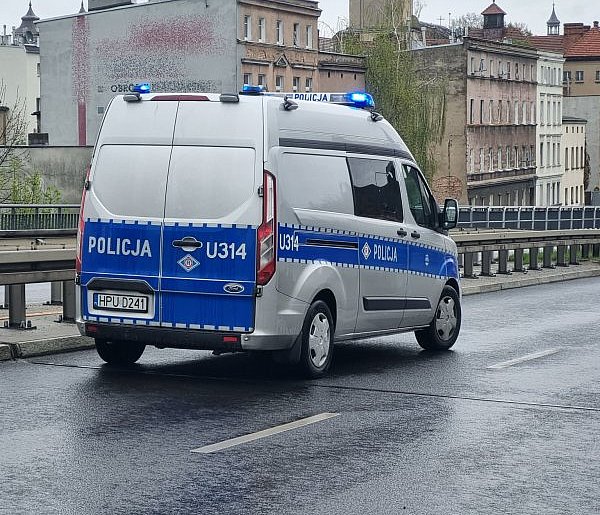 Kolizja na wiadukcie w godzinach szczytu