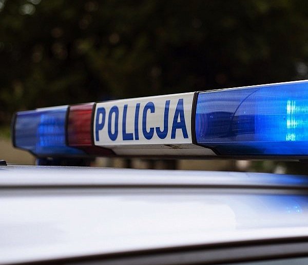 57-letnia kobieta zmarła na ulicy w Święciechowie. W biały dzień