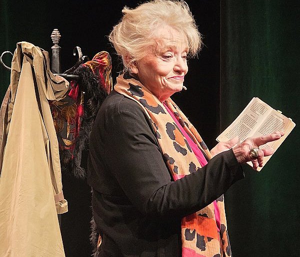 Rewelacyjna Anna Seniuk w Teatrze Miejskim w Lesznie (zdjęcia)