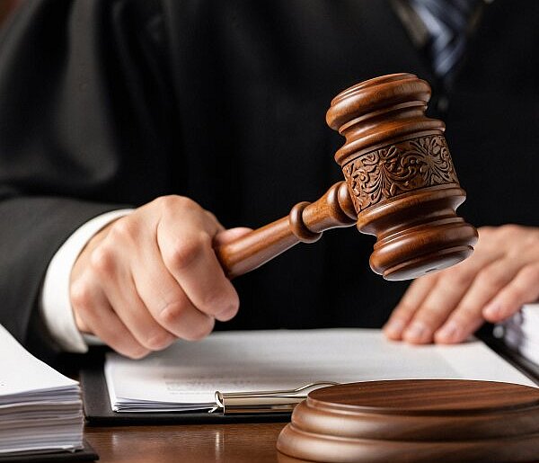 Prace społeczne za naganne zachowanie. Ten wyrok to przestroga