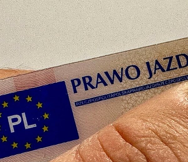 Koniec części wizyt w urzędzie. Polacy dostali nowy system
