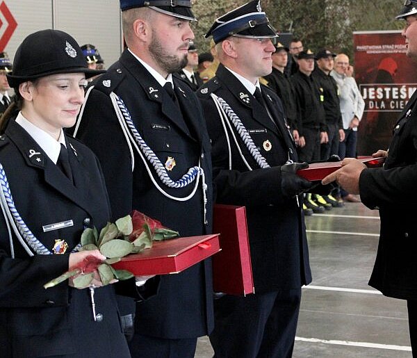 Dzień Strażaka z odznaczeniami, awansami i tytułami (zdjęcia)