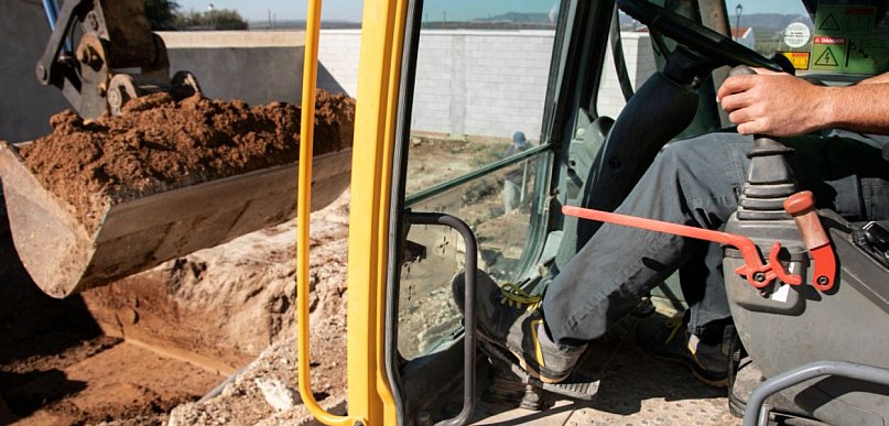 Nowa praca? Pomyśl o kursie na koparki i zmień swoje kwalifikacje zawodowe!