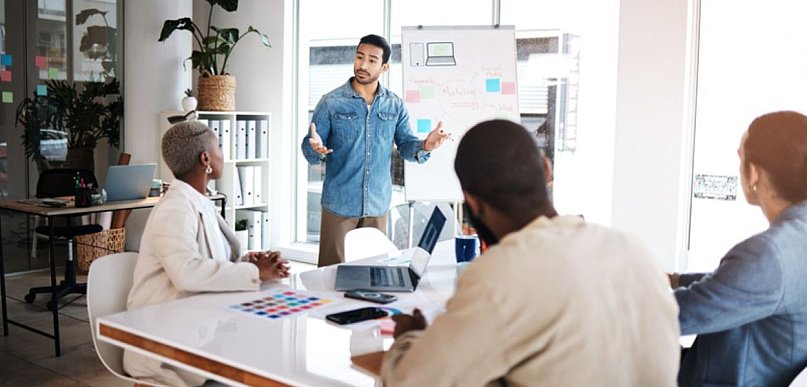 Przebranżowienie - ile czasu potrzeba? Jak zaplanować ten proces?