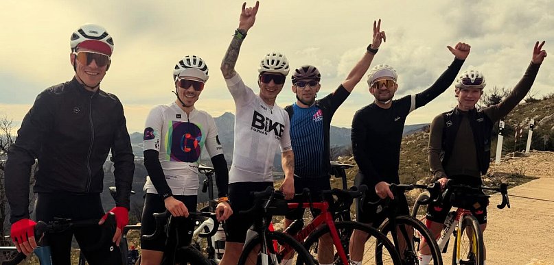 Zdobyli kultowy podjazd. Jazda Piotra Pawlickiego zrobiła wrażenie!