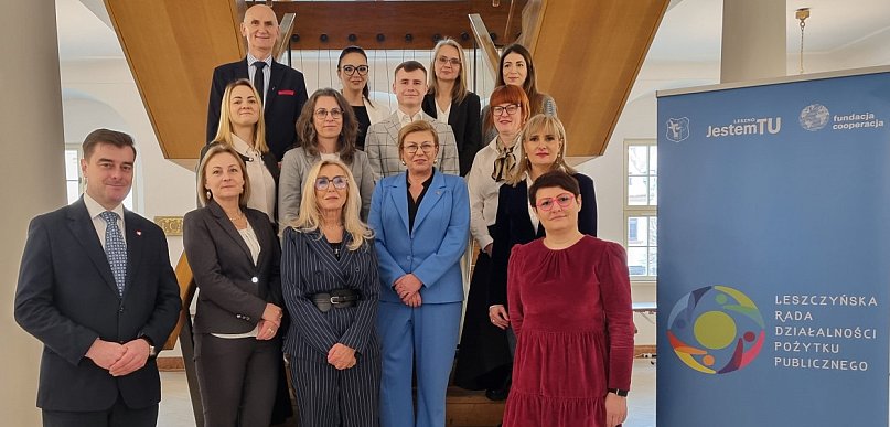 W Lesznie powstała nowa rada. Prezydent i radni muszą się z nią liczyć