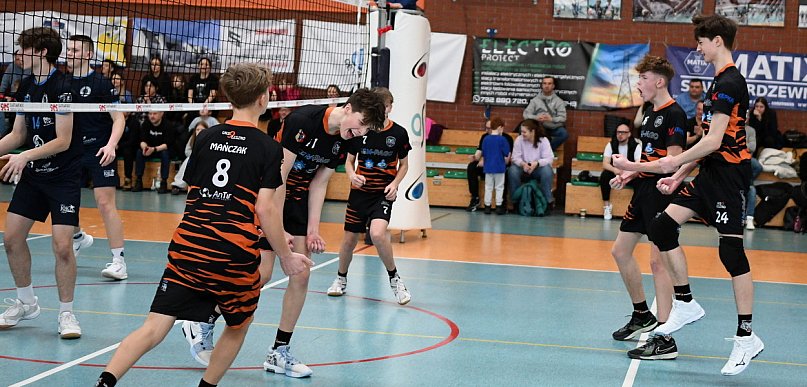 Taki finał był w Lesznie po raz pierwszy. 15 meczów w 3 dni! (zdjęcia)