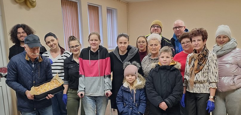 Kiermasz ciast w Lipnie dla pani Iwony.  22 lutego też będzie (zdjęcia, film)