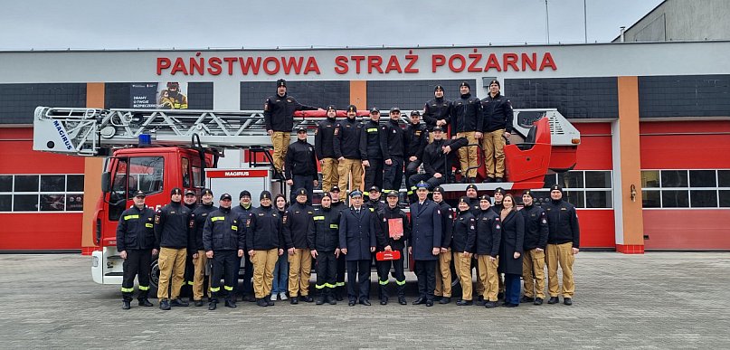 Ostatnia służba Tomasza Musiała. Tak go pożegnali strażacy (zdjęcia, film)