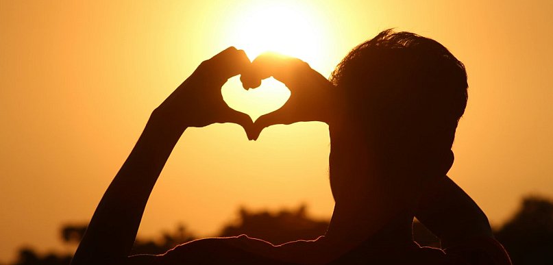 Z urzędu w Lesznie i policyjnego dołka z powrotem do kraju ojczystego