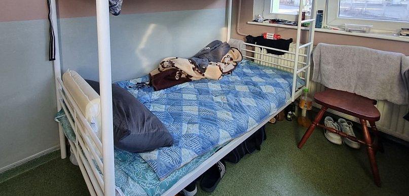 Zrobiło się cieplej, ale materace w świetlicy wciąż są potrzebne