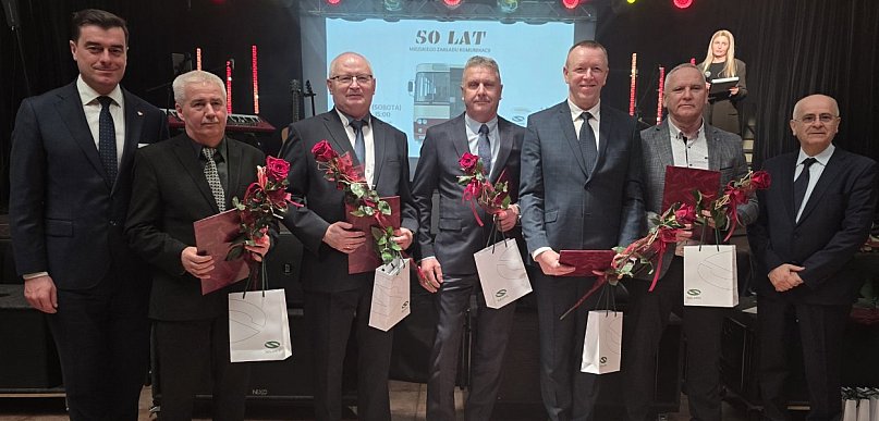 50 lat komunikacji miejskiej w Lesznie. Nagrody dla pracowników (zdjęcia)