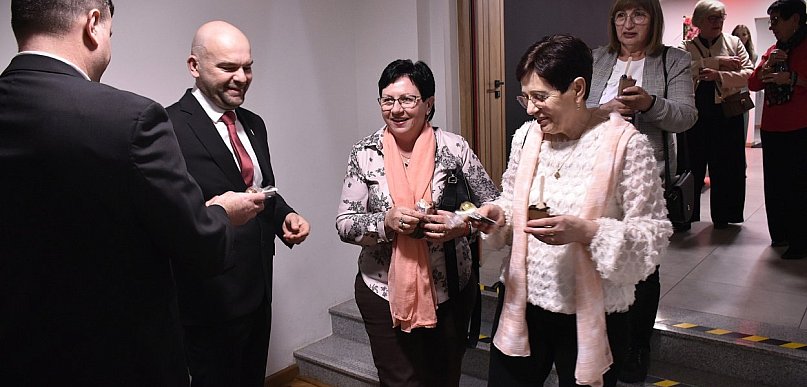 Dzień Kobiet we Włoszakowicach. Koncert mistrza i wiolonczelistki (zdjęcia)