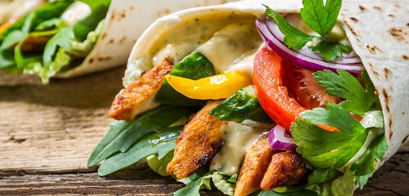 Jak rozpoznać żywność wysokoprzetworzoną i czym ją zastąpić?