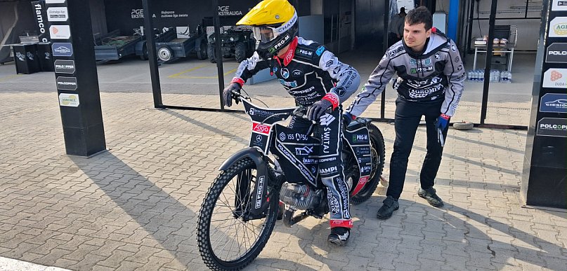 Sezon 2026 otwarty!  Pierwszy trening żużlowców Fogo Unii Leszno (zdjęcia)