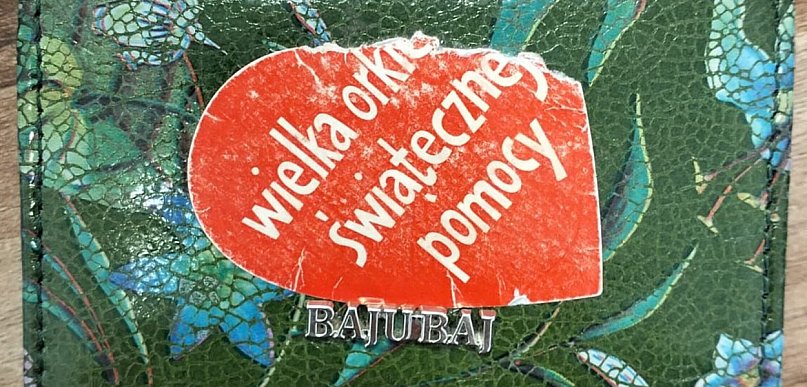 Kto zgubił portfel? Jest charakterystyczny