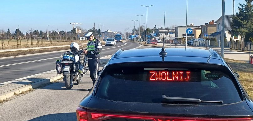 Dziewiętnastolatek stracił prawo jazdy otrzymane pół roku temu