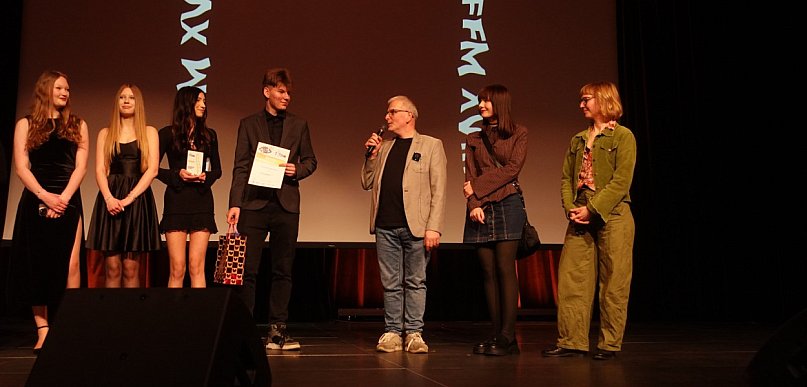 Wielki sukces! Kółko filmowe z Dąbcza "zdobyło" Warszawę