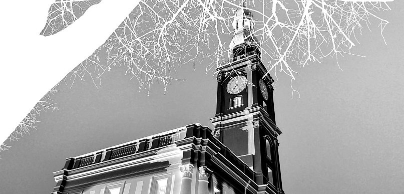 Na godzinę zgaśnie oświetlenie Ratusza