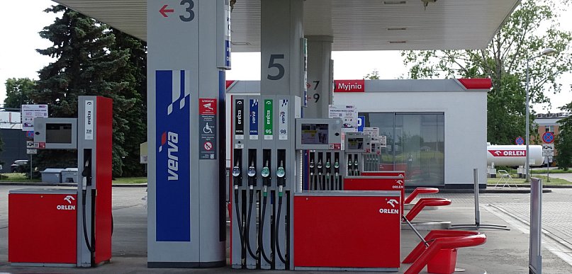 Premier Donald Tusk zdecydował w sprawie cen paliw!