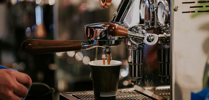 Ekspresy do kawy jako symbole statusu: co Twój sprzęt mówi o Tobie