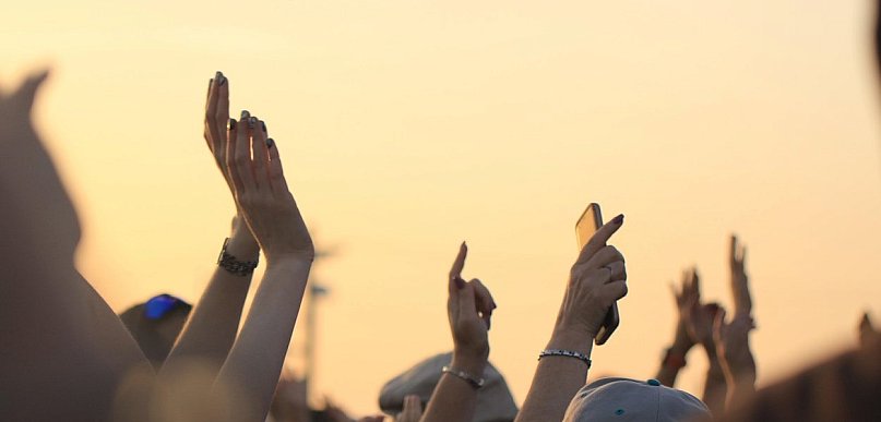 Gwiazda disco polo zagra nad zbiornikiem w Rydzynie