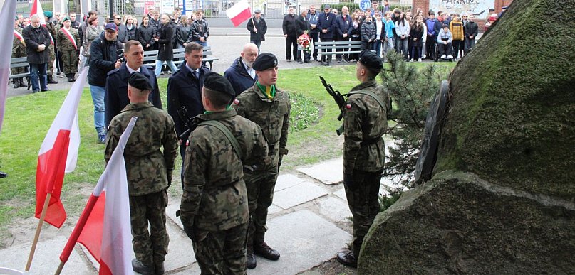 Zginęli, bo byli Polakami. Obchody rocznicy Zbrodni Katyńskiej (zdjęcia)