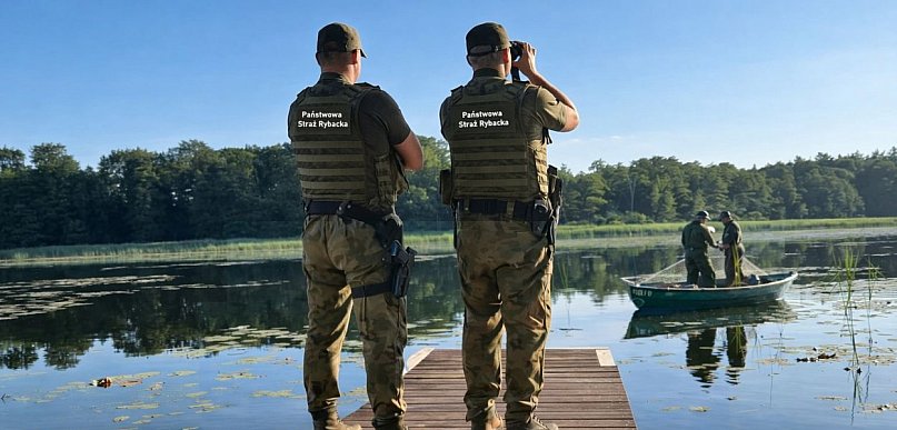 Straż Rybacka zatrzymała dwóch kłusowników. Gdzie założyli sieci i wpadli?