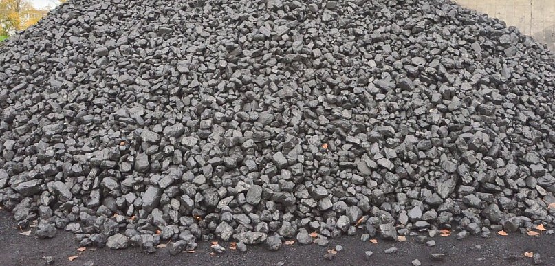 Ponad 8 milionów złotych strat. Zatrzymano 16 osób, w tym prezesa