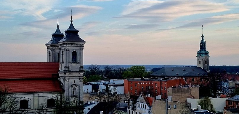 Widok z wysokości 52 m robi wrażenie. Można korzystać, ale... (zdjęcia, film)