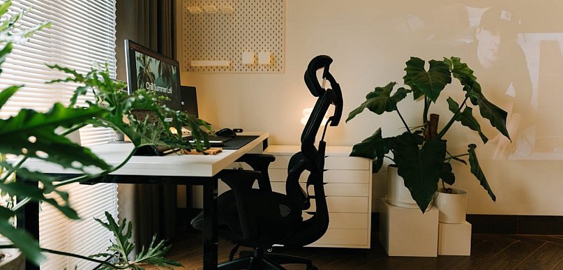 Fotel gamingowy vs biurowy – co lepsze dla pleców?