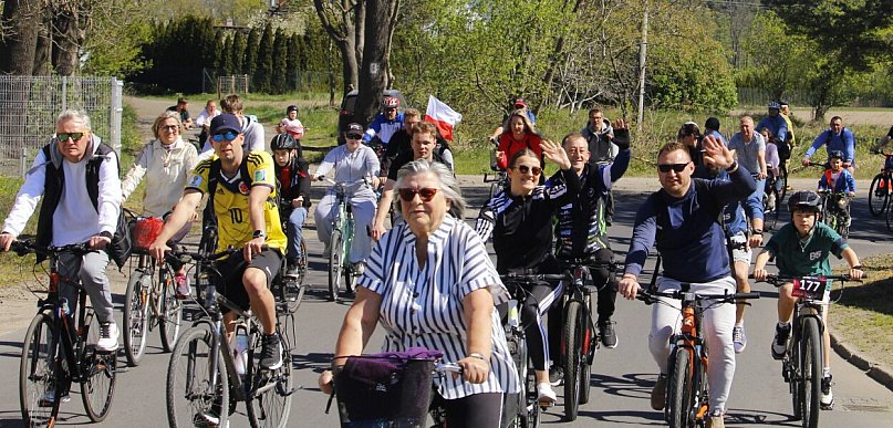 Wielka Rowerowa Majówka w Lesznie. Rodzinnie i piknikowo (zdjęcia, film)