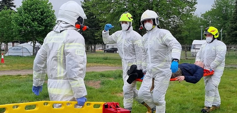 Miało dojść do skażenia. Do akcji wkroczyły służby ratownicze (zdjęcia, filmy)