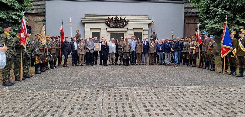Od 25 lat kultywują tradycje ułanów (zdjęcia)