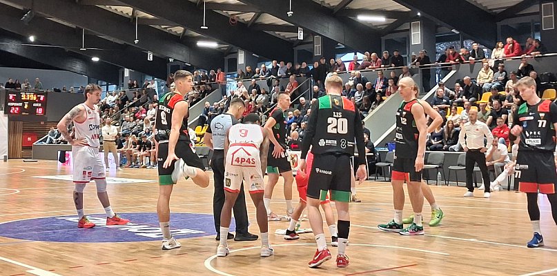 Ligowe emocje w Trapezie. Dwa domowe mecze koszykarzy Novimex Polonii - 80087