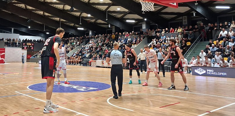 Co za mecz w Trapezie! Co za otwarcie koszykarzy Novimex Polonii Leszno! - 80363